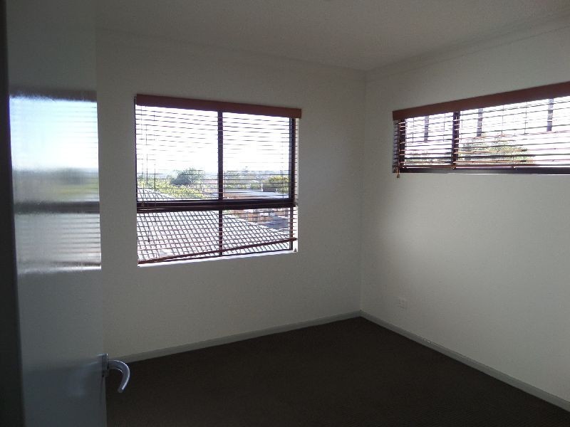 9/15 Kitchener Street., Coorparoo QLD 4151