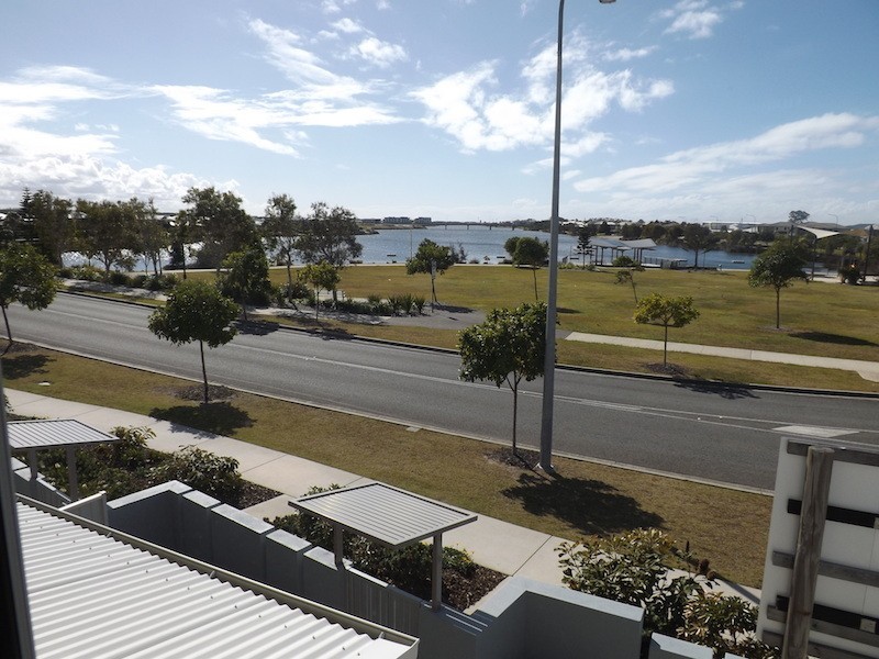 4/46 Regatta Boulevard, Birtinya QLD 4575
