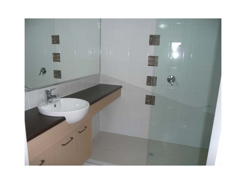 40/10 Grand Parade, Kawana Island QLD 4575