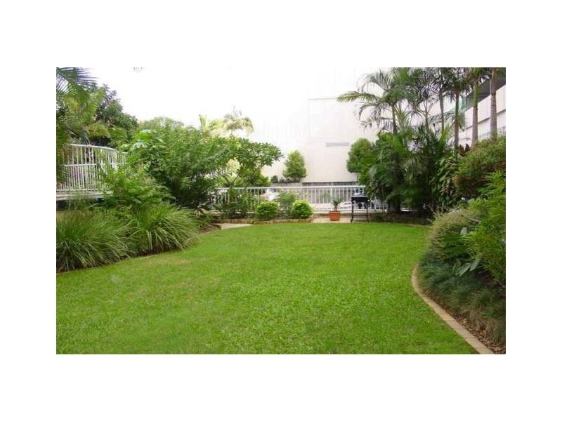 22/30 Marine Parade,, Southport QLD 4215