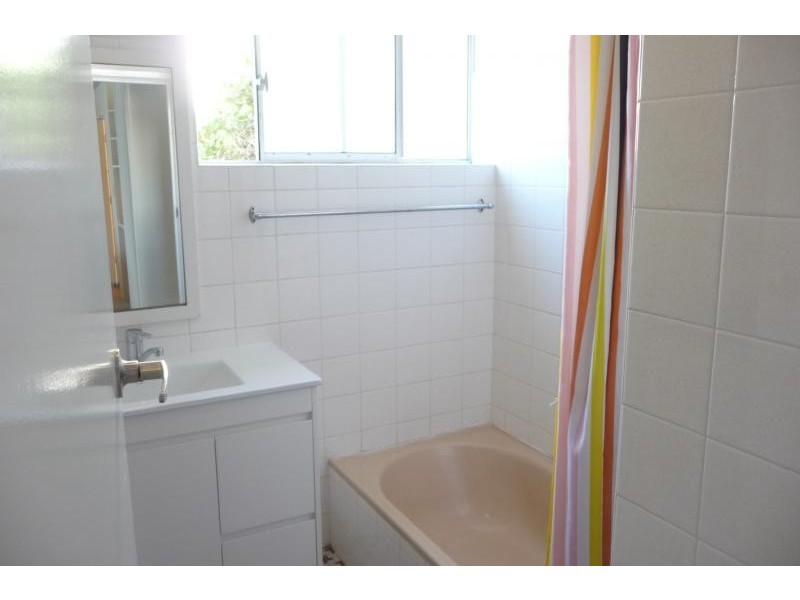 5/12 Goodwin Terrace, Burleigh Heads QLD 4220