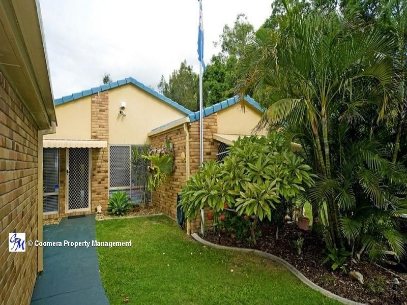 11 River Oak Drive, Helensvale QLD 4212