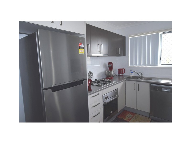 2/13 Oriole, Griffin QLD 4503