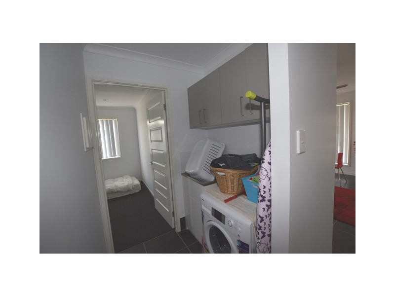 2/13 Oriole, Griffin QLD 4503