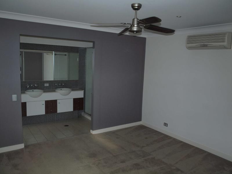 7/19 Carina Peak Drive, Varsity Lakes QLD 4227