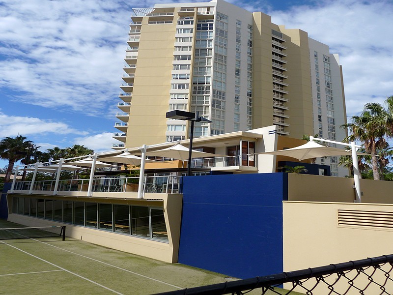 1 Lennie Avenue, Main Beach QLD 4217