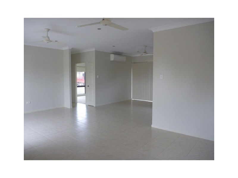 48 Euro Boulevard, Kirwan QLD 4817
