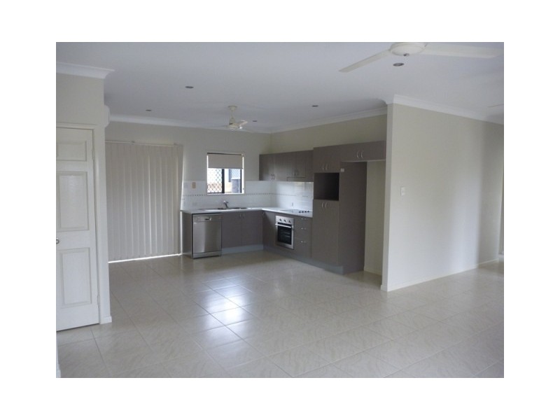 48 Euro Boulevard, Kirwan QLD 4817