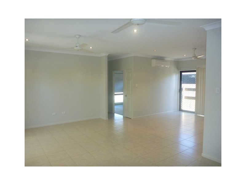48 Euro Boulevard, Kirwan QLD 4817