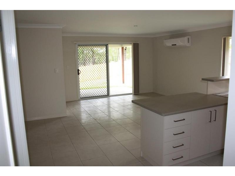 14 Forest Oak Court, Chuwar QLD 4306