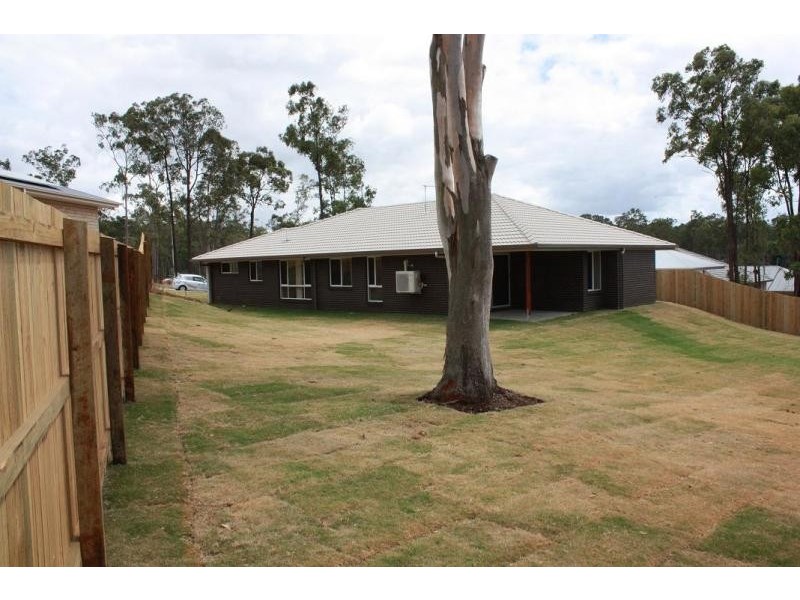 14 Forest Oak Court, Chuwar QLD 4306