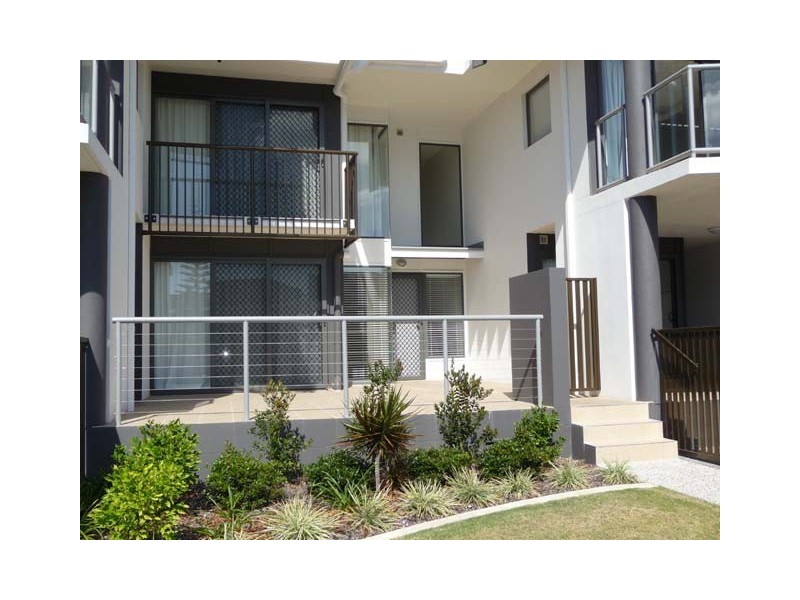 14/10 Grand Parade, Kawana Island QLD 4575