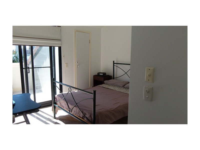30/1 Great Hall Dve, Nobby Beach QLD 4218