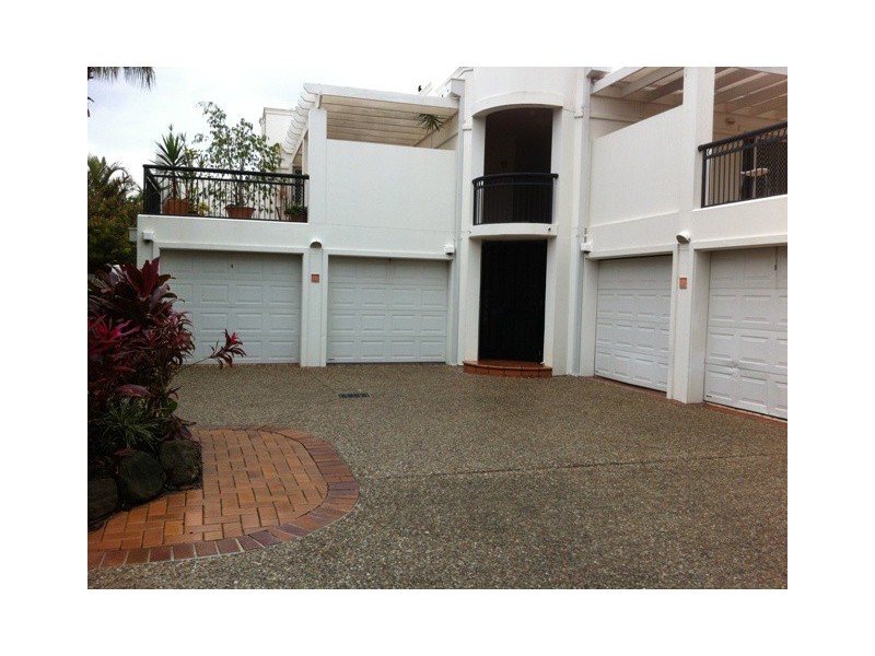 07/100 Cotlew St East, Southport QLD 4215