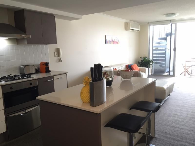 S10/8 Cordelia st, South Brisbane QLD 4101