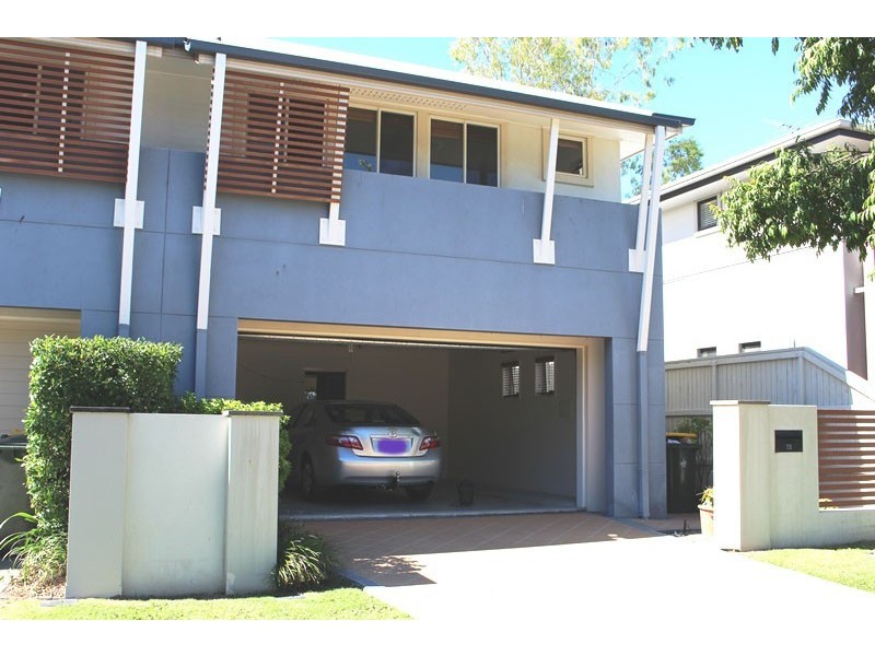 72 Greenway Cct, Mount Ommaney QLD 4074