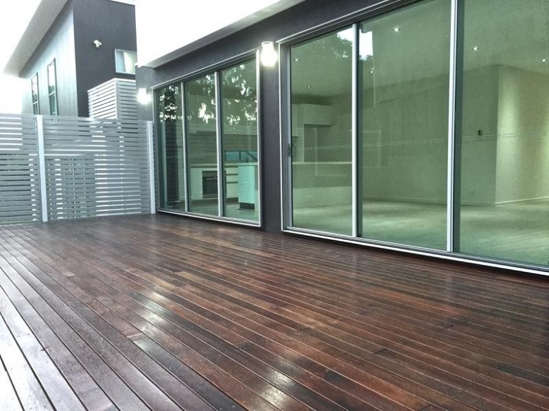 1/10 Julia Street, Highgate Hill QLD 4101