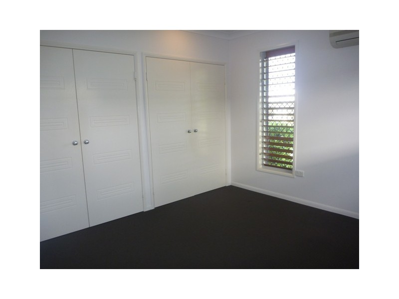 63 Euro Boulevard, Kirwan QLD 4817