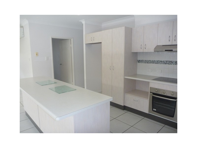 63 Euro Boulevard, Kirwan QLD 4817