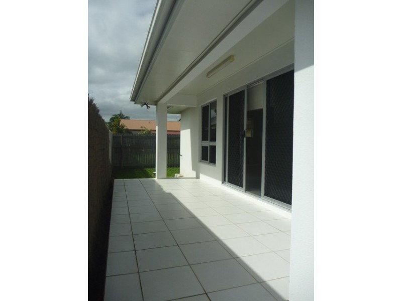 63 Euro Boulevard, Kirwan QLD 4817