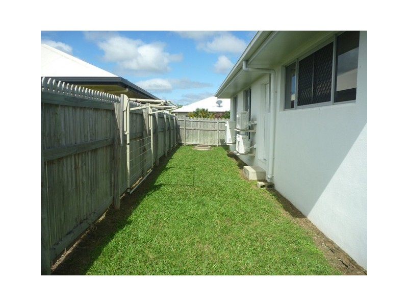 63 Euro Boulevard, Kirwan QLD 4817