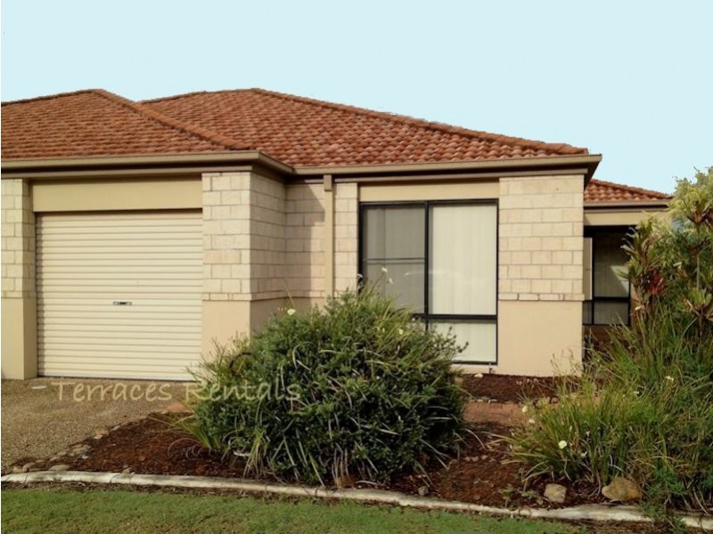 1b/24 Amsonia Court,, Arundel QLD 4214