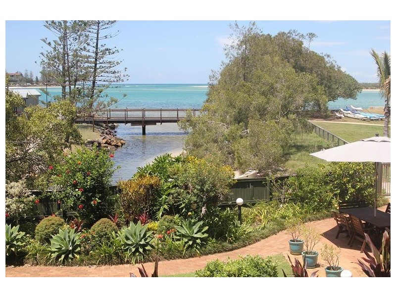 10/3 Landsborough Parade, Caloundra QLD 4551