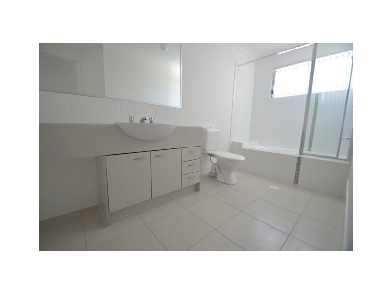 Pacific Pines QLD 4211