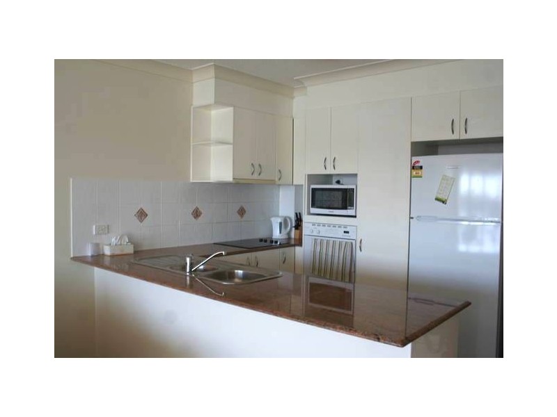 153 Bradman Avenue, Maroochydore QLD 4558