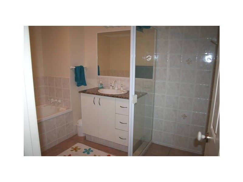 153 Bradman Avenue, Maroochydore QLD 4558