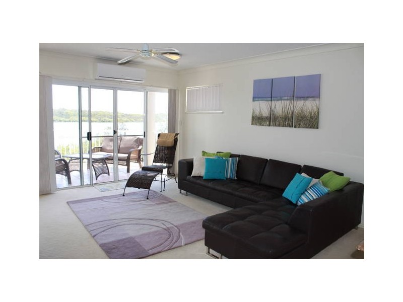 153 Bradman Avenue, Maroochydore QLD 4558