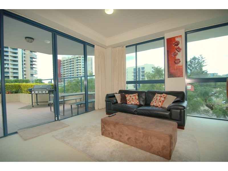 1F/45 Deakin Street, Kangaroo Point QLD 4169