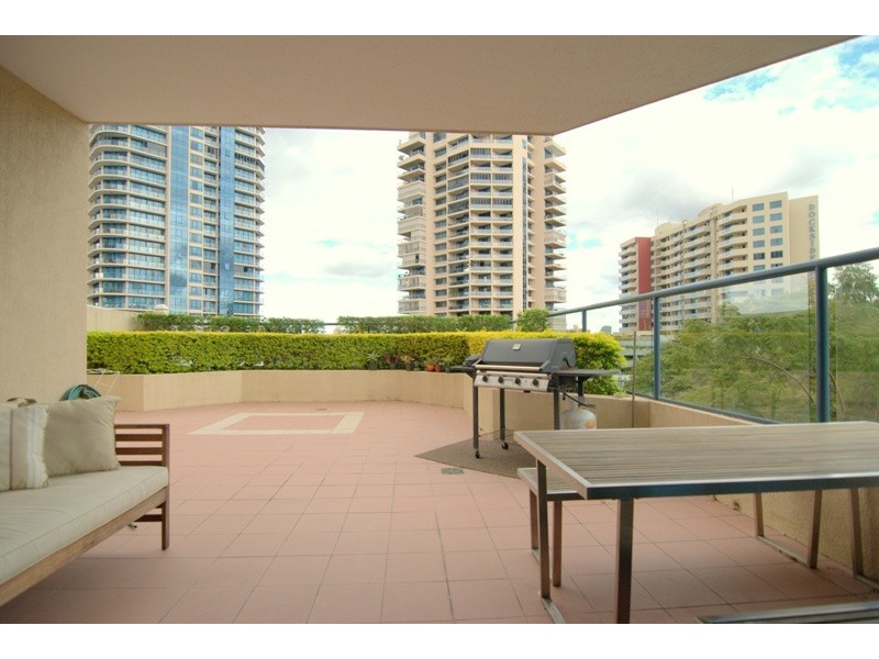 1F/45 Deakin Street, Kangaroo Point QLD 4169