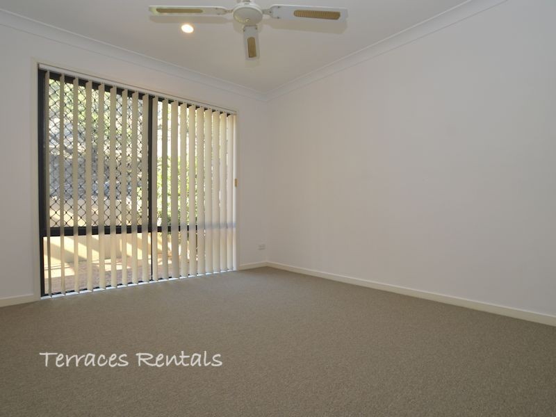 1e/24 Amsonia Court,, Arundel QLD 4214