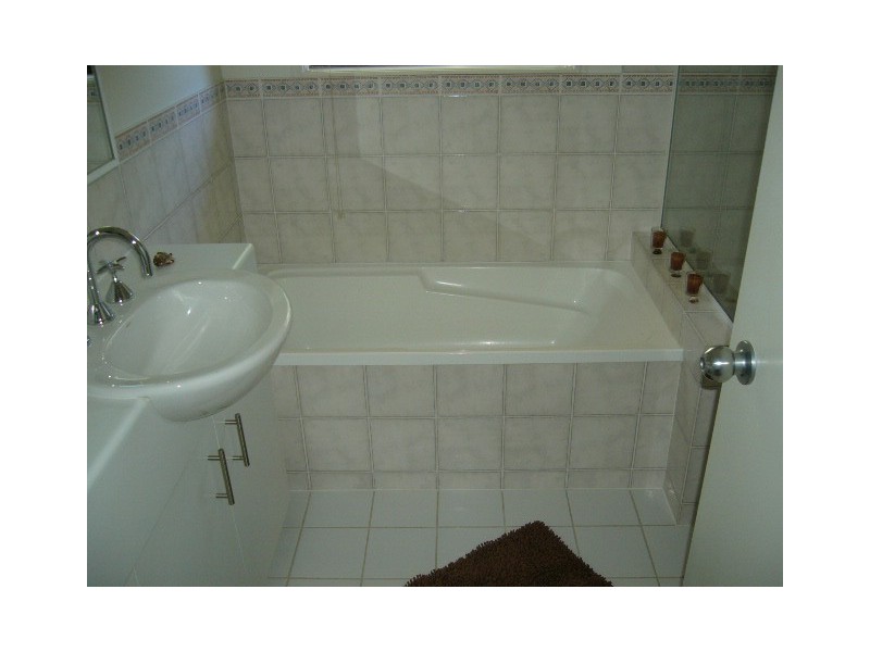 53/18 Tallebudgeera Creek Rd,, Burleigh Heads QLD 4220