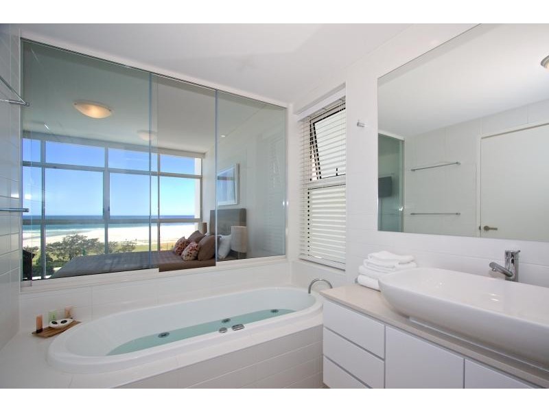 106/2 Creek Street, Coolangatta QLD 4225