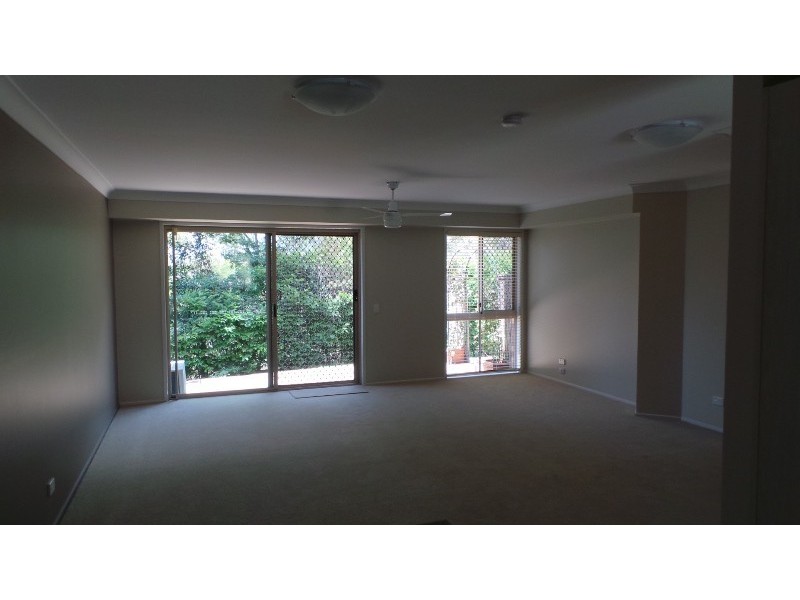 B/757 Ashmore Road, Ashmore QLD 4214