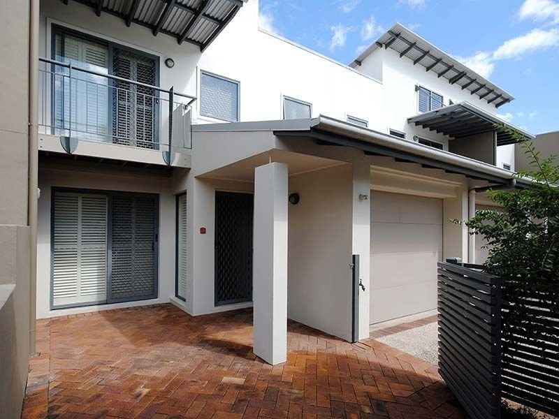 39-47 Oxlade Drive, New Farm QLD 4005