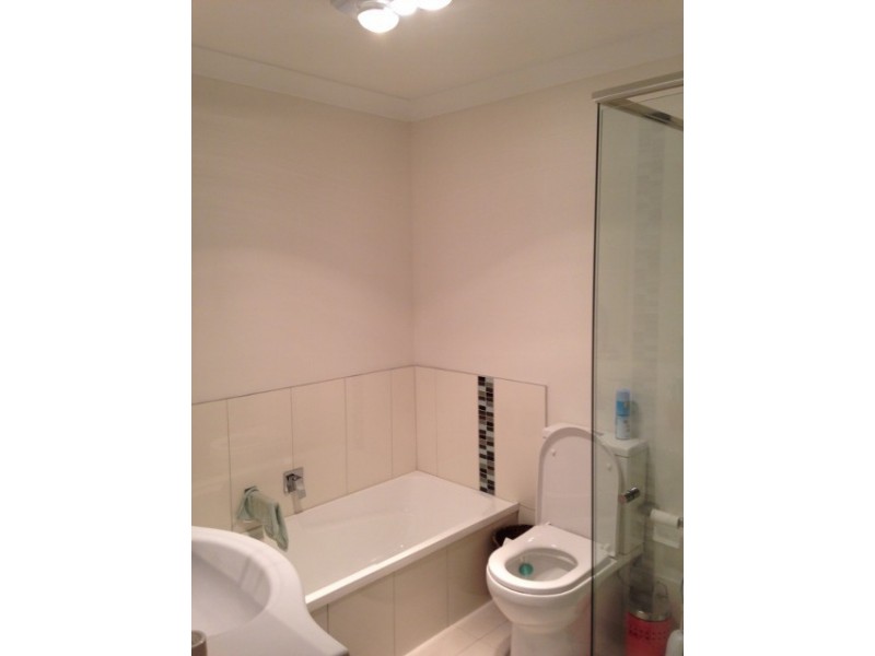 21 Regensberg Close, Varsity Lakes QLD 4227