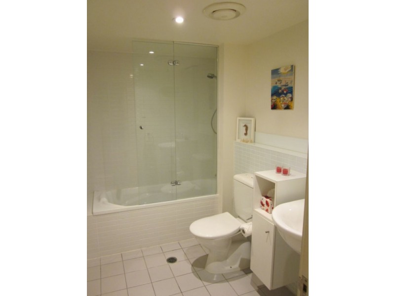50 Macquarie Street, Teneriffe QLD 4005