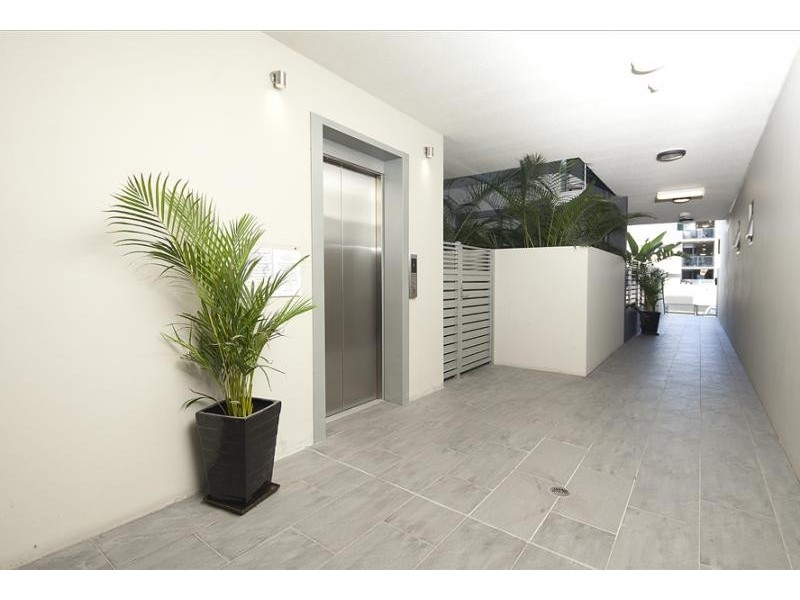 24/18 Riverbend Place, Bulimba QLD 4171