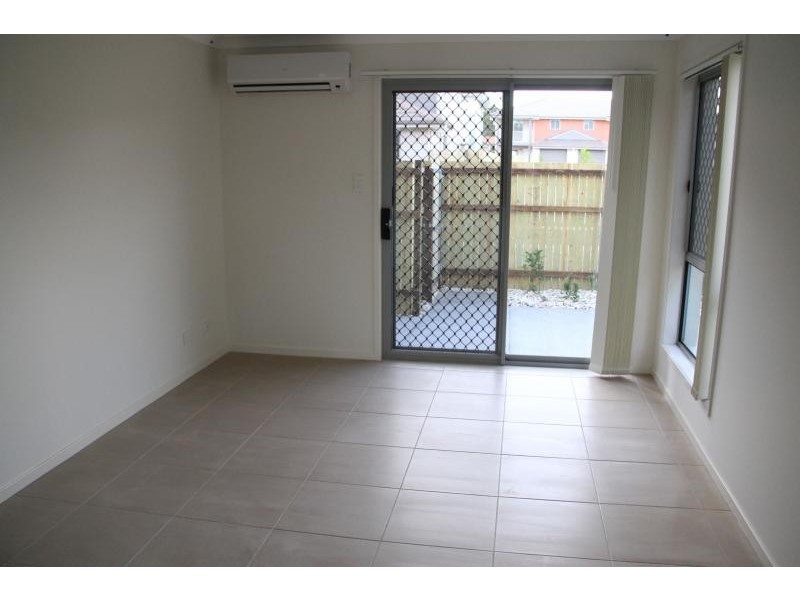 6 Clearwater Street, Bethania QLD 4205