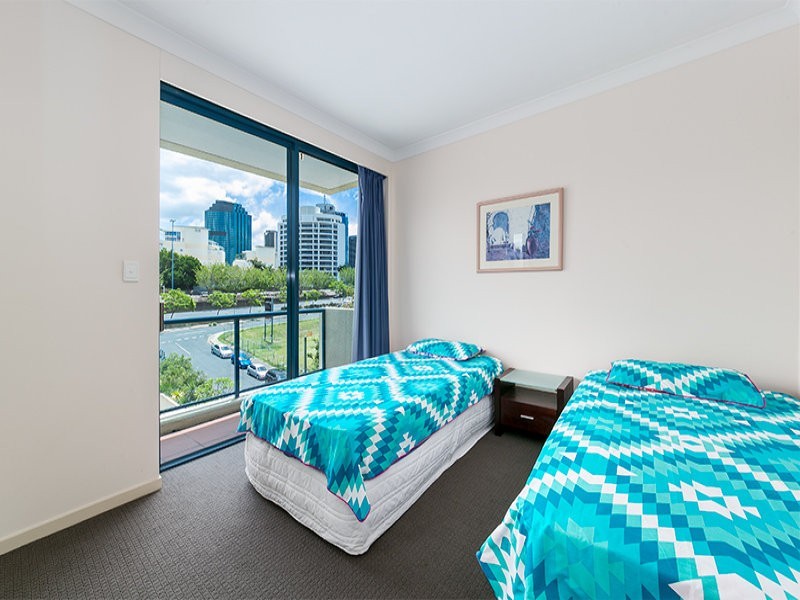 L4/35 Ferry Street, Kangaroo Point QLD 4169