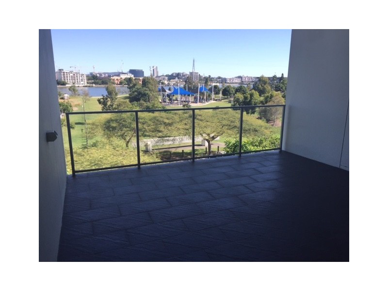 19/18 Riverbend Place, Bulimba QLD 4171