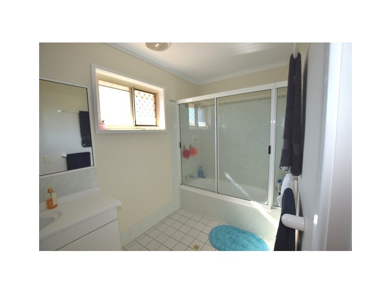 27/116 Meadowlands Road, Carina QLD 4152