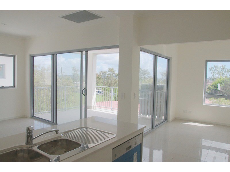 U211/23 Robinson Place, Kelvin Grove QLD 4059