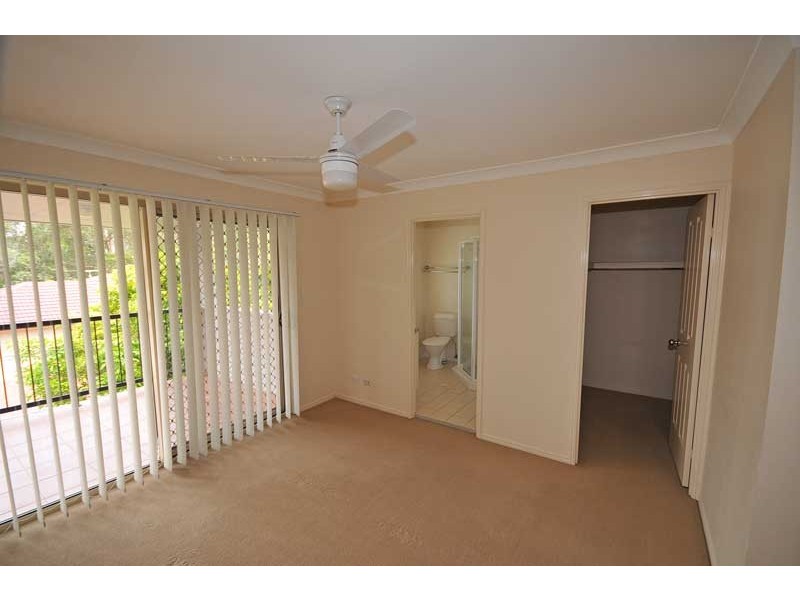 20 Flamingo Close, Wishart QLD 4122