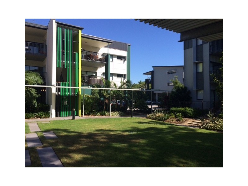 13/2 Garden Terrace, Newmarket QLD 4051