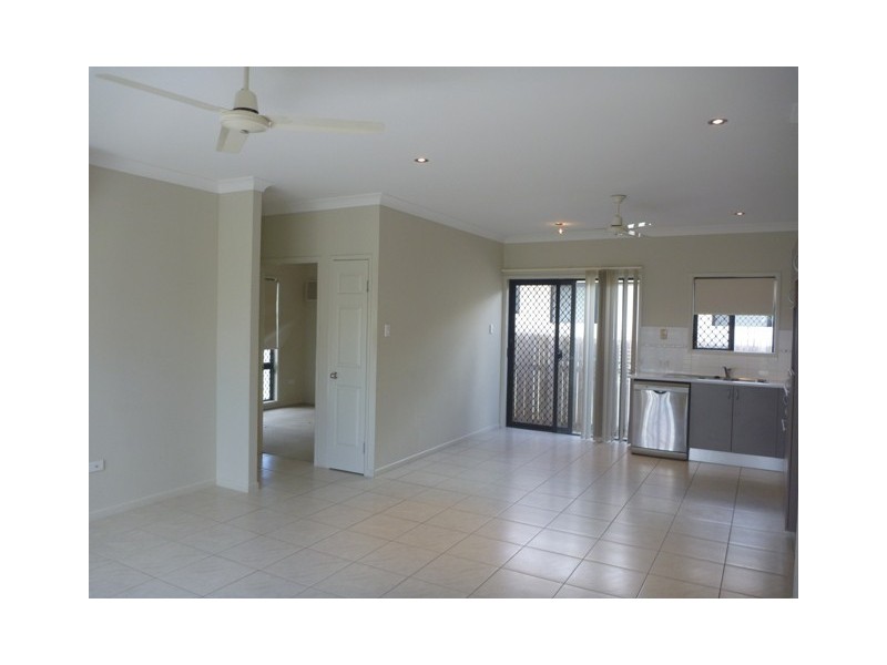 35 Euro Boulevard, Kirwan QLD 4817