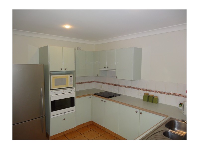 B03/1 Great Hall Dve, Nobby Beach QLD 4218
